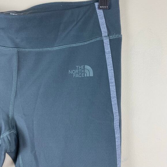 The North Face Womens Crop Leggings Athletic Activewear Athleisure Workout Gym - Picture 4 of 6